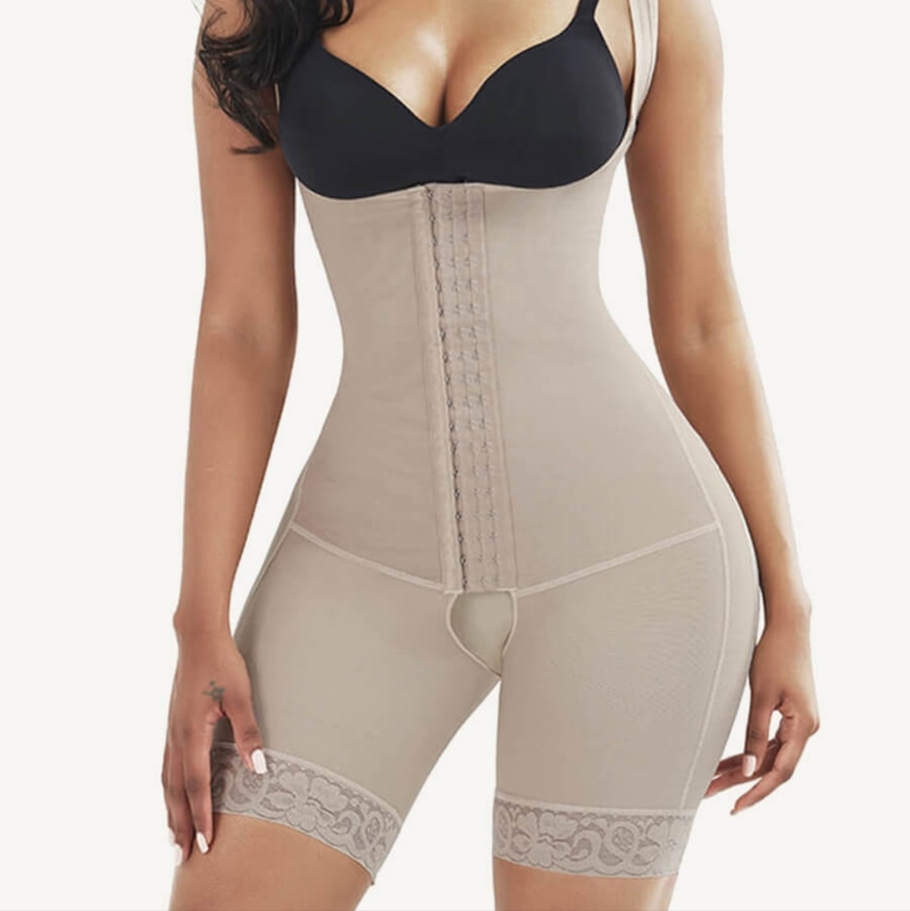 CoreSculpt™ Mid-Thigh Open Bust Reshaper